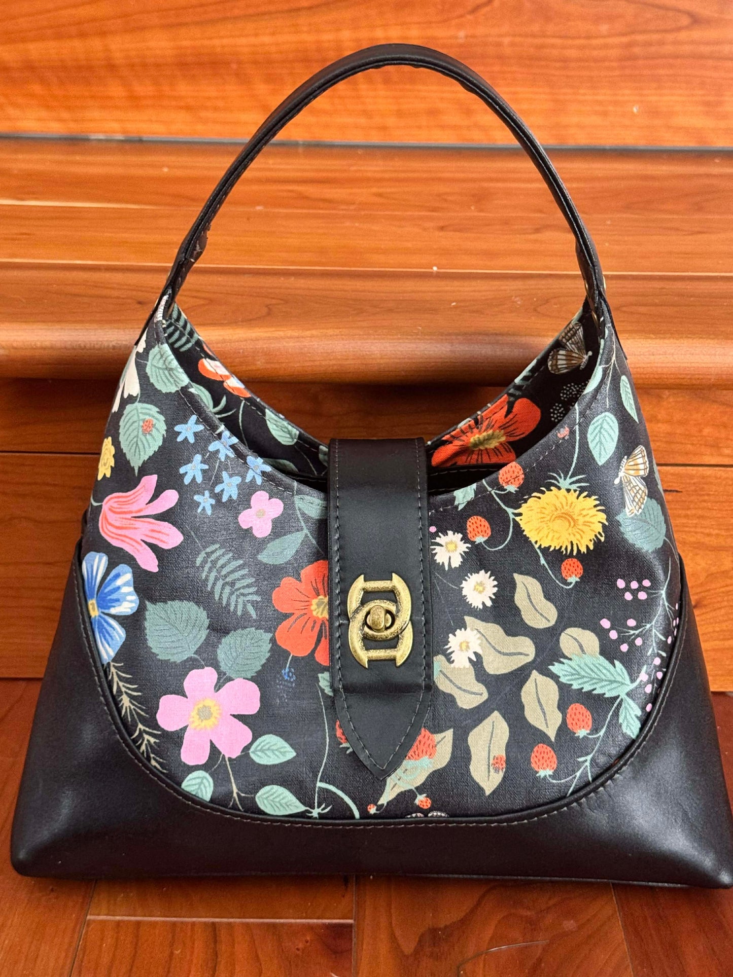 Lyiah Handbag PDF Pattern + SVG & A0 Files