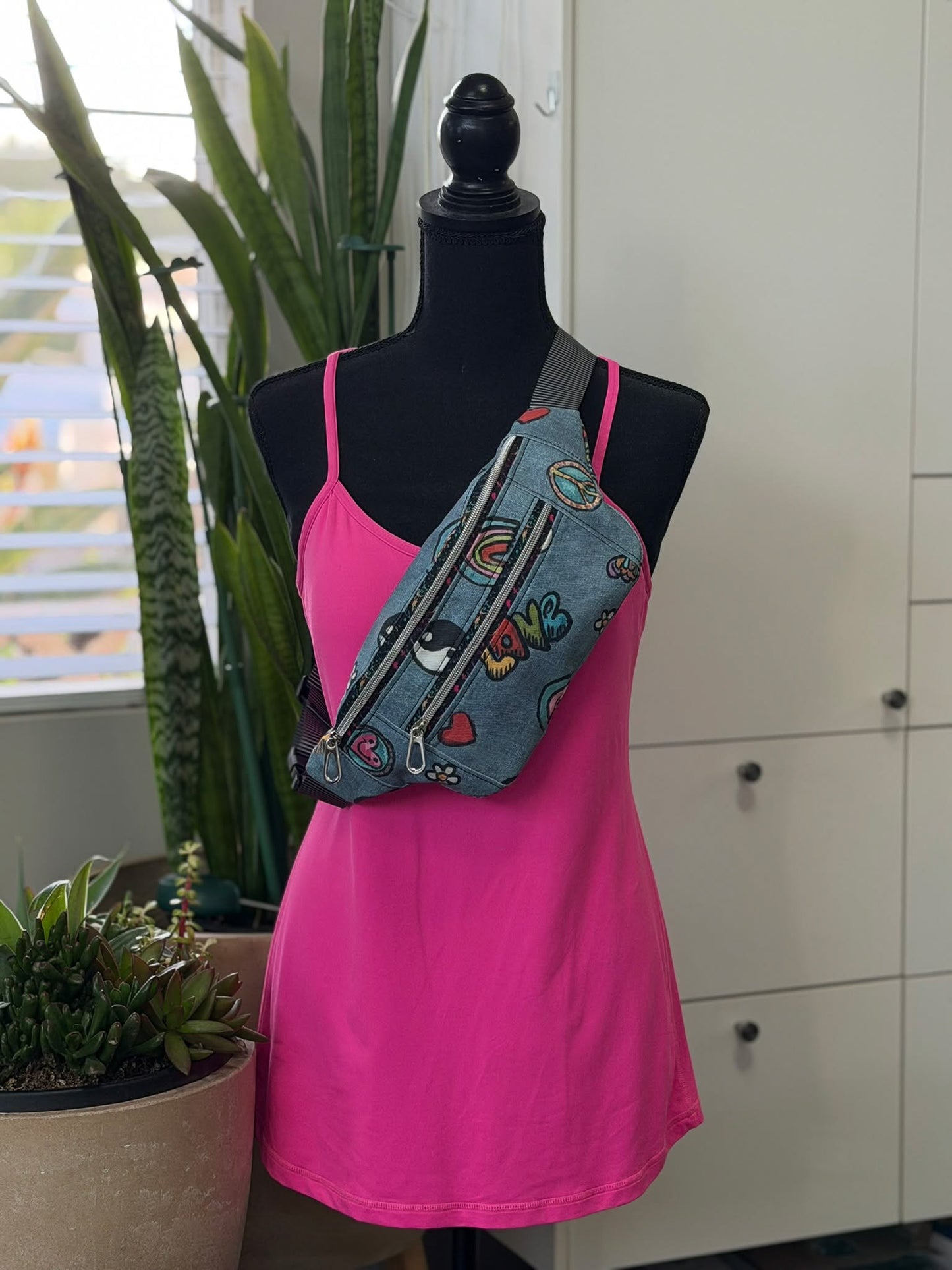 Hibiscus Hip Bag PDF Pattern+ SVG & A0 Files