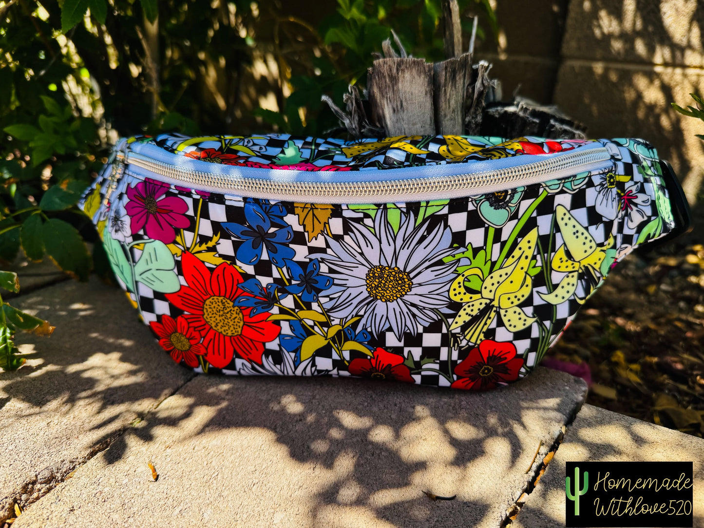 Hibiscus Hip Bag PDF Pattern+ SVG & A0 Files